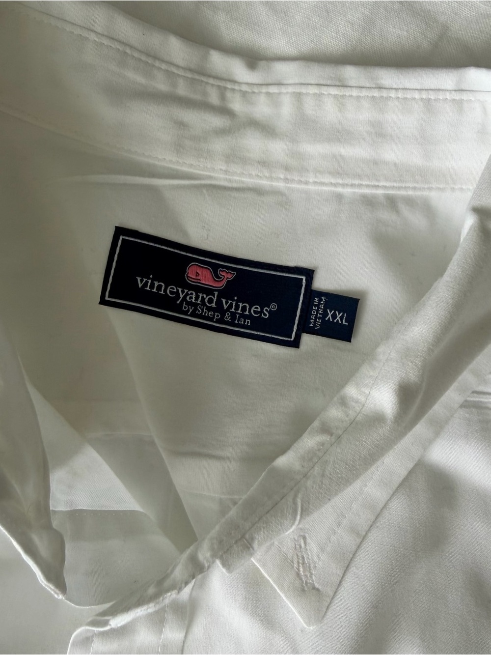 Vineyard Vines White Men’s Button-Down Shirt with Pink Whale Logo